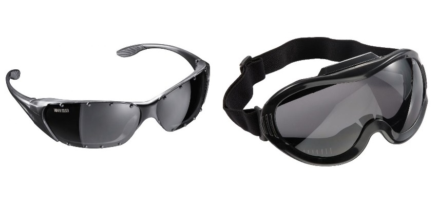 <br />BRILLEN & MASKERS